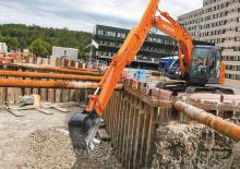 Lánctalpas kotrók Hitachi ZX350LC-6 TYPE HE18LD