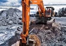 Lánctalpas kotrók Hitachi ZX380