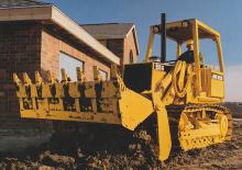 Lánctalpas rakodók John Deere Construction 455 G