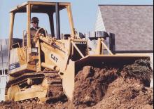 Lánctalpas rakodók Caterpillar 935C