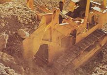 Lánctalpas rakodók John Deere Construction JD755
