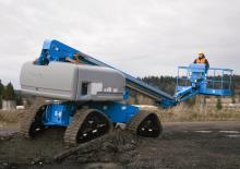 Lánctalpas teleszkópgémes munkaállványok Genie S-60 TraX 