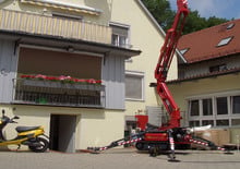 Lánctalpas töretőgémes munkaállványok Hinowa Goldlift 14.70 IIIS