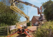 Lánctalpas töretőgémes munkaállványok JLG X600AJ