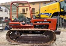 Lánctalpas traktorok New Holland 82-85 M- SOM