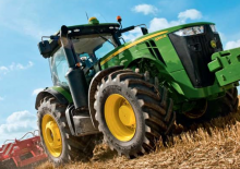 Lánctalpas traktorok John Deere 8335 RT