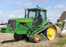 Lánctalpas traktorok John Deere 8410 T