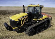 Lánctalpas traktorok Challenger MT875