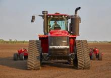 Lánctalpas traktorok Case IH Steiger 425 Rowtrac