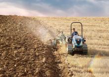 Lánctalpas traktorok New Holland TK4.100F