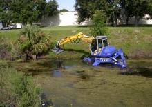 Lépegető kotrógépek Kaiser S 2 Gator 4x4