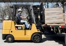 LPG targoncák Caterpillar GC55K