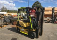 LPG targoncák Yale GLP20AK