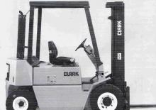 LPG targoncák Clark GPM 30