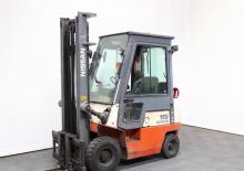 LPG targoncák Nissan PJ 01 A 15 U