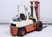 LPG targoncák Nissan RGH 02 A 30 U
