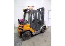 LPG targoncák Nissan UGD 02 A 32 PQ