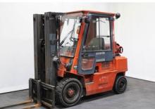LPG targoncák Nissan UJ 02 A 20 U