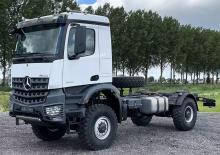 Merevvázak Mercedes-Benz Arocs 2033 K 4x2