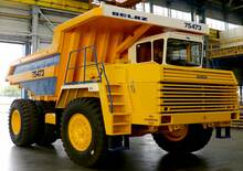 Merevvázas dömperek Belaz 7547