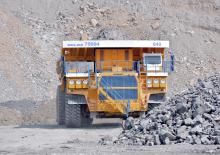 Merevvázas dömperek Belaz 75604