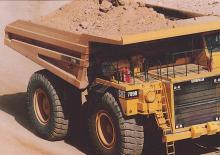 Merevvázas dömperek Caterpillar 789B