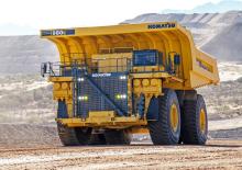 Merevvázas dömperek Komatsu 980E-4