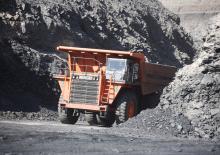 Merevvázas dömperek Hitachi EH 1700