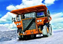 Merevvázas dömperek Hitachi EH4000AC-3