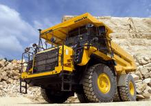Merevvázas dömperek Komatsu HD405-8E0
