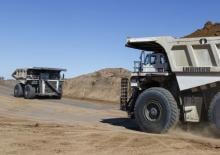 Merevvázas dömperek Liebherr T 274