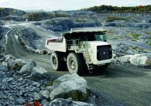 Merevvázas dömperek Terex TR 100