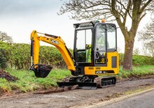 Minikotrók JCB 16C-I