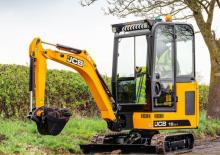 Minikotrók JCB 19C-I