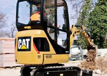 Minikotrók Caterpillar 301.4C