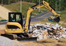 Minikotrók Caterpillar 304D