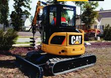 Minikotrók Caterpillar 305C