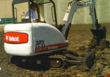 Minikotrók Bobcat 329