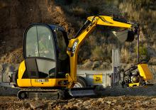 Minikotrók JCB 8018