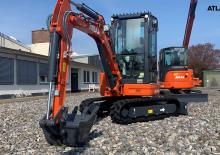 Minikotrók Atlas Kompakt AC 25UF