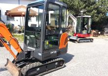 Minikotrók Doosan DX 15