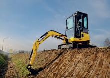Minikotrók New Holland E18B