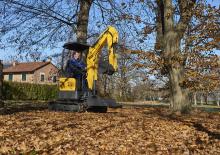 Minikotrók New Holland E19C