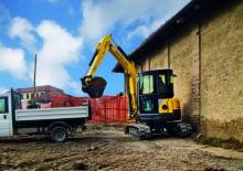 Minikotrók New Holland E50B