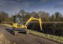 Minikotrók New Holland E50B SR