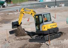 Minikotrók New Holland E55B