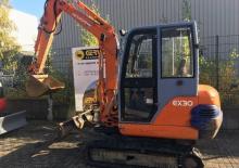 Minikotrók Hitachi EX 30