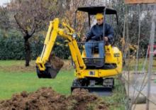 Minikotrók Komatsu PC12R-8HS