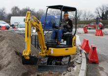 Minikotrók Komatsu PC16R-3