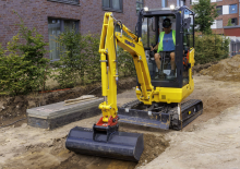 Minikotrók Komatsu PC17R-5
